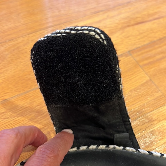 Sandals - Picture 5 of 7